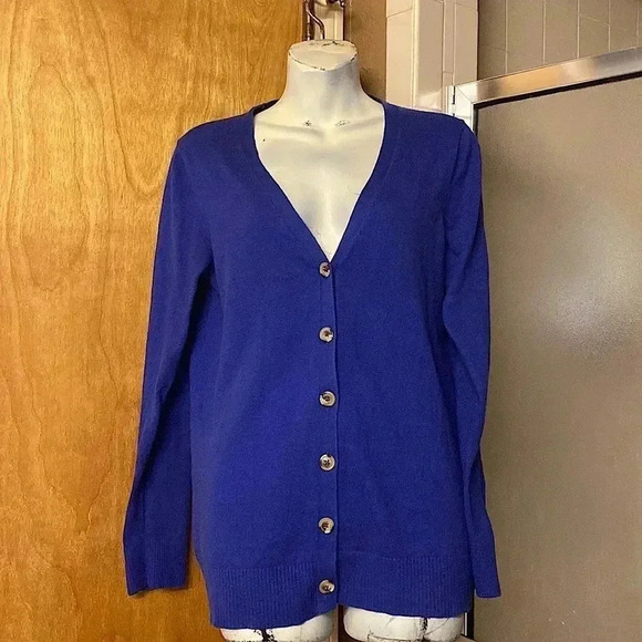 Gap V-neck Button Down Cardigan - Picture 1 of 6